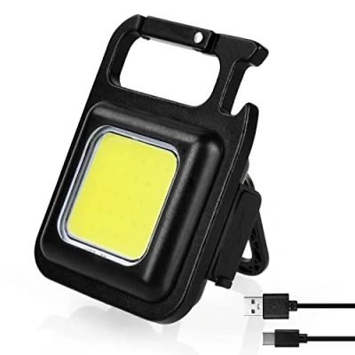 Afbeelding van URAQT Kleine zaklamp, oplaadbare led sleutelhanglamp, 800 lumen, mini COB zaklamp met 4 verlichtingsmodi, draagbare lamp opvouwbare standaard, flesopener en magnetische voet