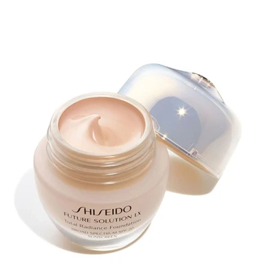 Afbeelding van Shiseido Future Solution LX Total Radiance Foundation 02 Rose 30 ml