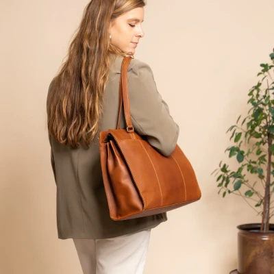 Afbeelding van The Chesterfield Brand Leren Shopper Cognac Fidenza