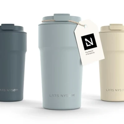 Afbeelding van LARS NYSØM &#039;Bevægelse&#039; Thermos Coffee Mug to go 500ml BPA vrij met Isolatie Lekvrije Roestvrijstalen Thermosbeker Baby Blue