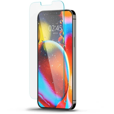 Afbeelding van Spigen Glas tR Slim screenprotector geschikt voor iPhone 13 en Pro transparant