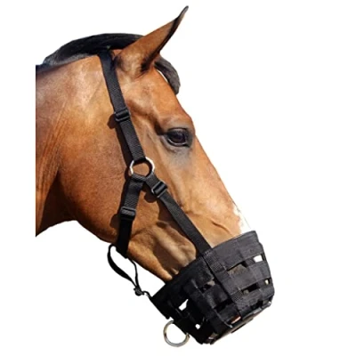 Afbeelding van Qhp Graasmasker Black Full Rood