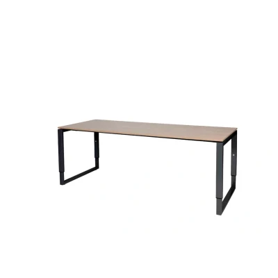 Afbeelding van Domino Plus bureau, hoogte instelbaar (62 85cm) met 200x80cm &#039;zwevend&#039; havana/ kersen licht 25mm blad en zwart (RAL9011) O poot frame