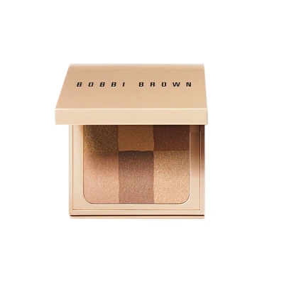 Afbeelding van Bobbi Brown Nude Finish Illuminating Powder Buff 6,6 gram