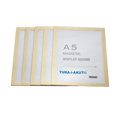 Afbeelding van TUKA i AKUT 5 x A5 magnetische displaylijsten, zelfklevend, voor leerkleisten, informatieframes, magneetsluiting, muren en ramen, zakje met kleuren, goudkleurig, TKD8400