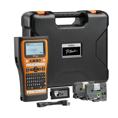 Afbeelding van Brother PT E560BTVP Industriële Bluetooth labelmachine met Li ion batterij en draagtas (voor 24 mm brede TZE banden, 18 HS krimpkousen, bedrukt door