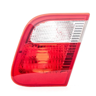 Afbeelding van TYC 17 0001 01 9 Achterlicht rechts Binnenste deel Zonder lamphouder BMW: 3 Saloon
