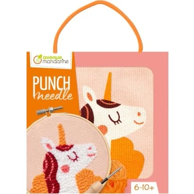 Afbeelding van Avenue Mandarine KC150C een kruissteekset voor kinderen PUNCH NEEDLE schilderij 18 x cm vanaf 6 jaar eenhoorn, eenhoorn