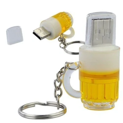 Image de Bière Clé USB Flash Drive 16 Go mémoire Stick Stockage de Données en verre jaune