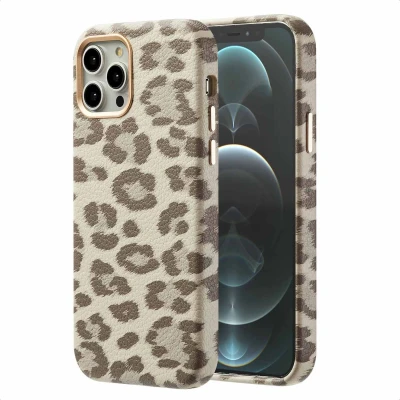 Afbeelding van Selencia Hoesje geschikt voor iPhone 12 Pro / Sabi Backcover panterprint MagSafe Soft Ivory