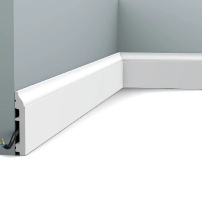Afbeelding van Plint Orac Decor SX172 AXXENT sierlijst modern design wit 2m laminaat parket vloer