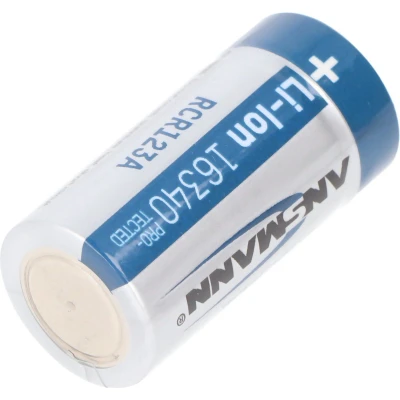 Afbeelding van CR123 Een Li ionbatterij met 3,7 volt, 760 mAh 2 stuks en LCD snellader
