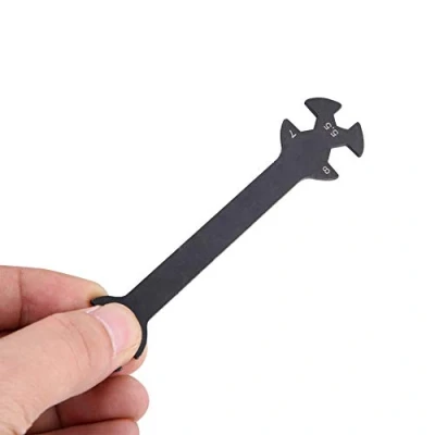 Afbeelding van rc auto metalen sleutel, multifunctioneel gereedschap accessoire model