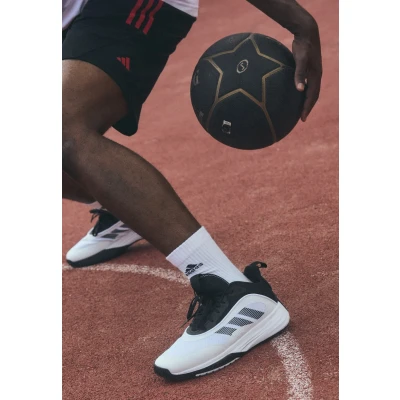 Afbeelding van adidas Performance Ownthegame 3.0 Basketbalschoenen, Heren, Maat: 40 2/3, Footwear white/core black Textiel/ synthetisch