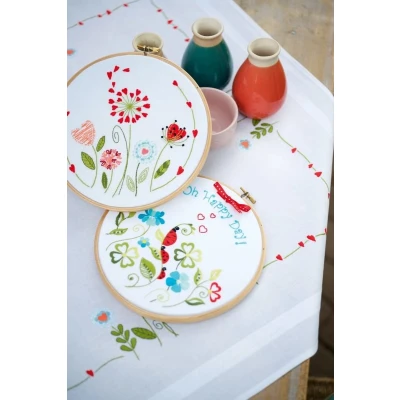 Afbeelding van Vervaco Oh Happy Day borduren (pakket) PN 0155045 inclusief borduurring