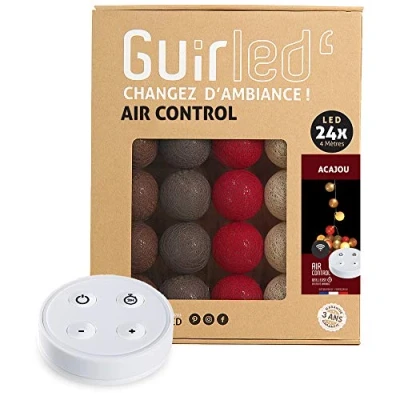 Afbeelding van Guirled Guirlande lumineuse boules coton LED USB Télécommande sans fil Veilleuse bébé 2h Adaptateur secteur double 2A inclus 4 intensités 24 2.4m Acajou