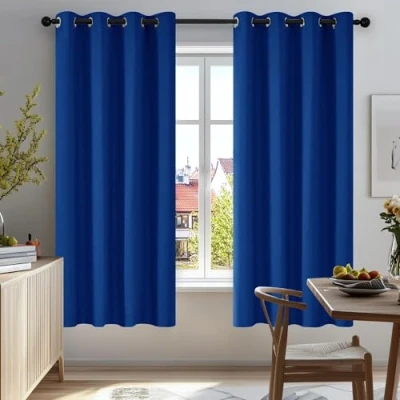 Afbeelding van Deconovo thermische verduisteringsgordijnen, modern design met oogjes, gordijnen voor woonkamer en slaapkamer, 117 x 138 cm (breedte hoogte), koningsblauw, 2 stuks