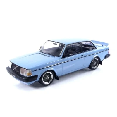 Afbeelding van Volvo 240 Turbo &#039;Custom&#039; 1985 1:18 IXO Models