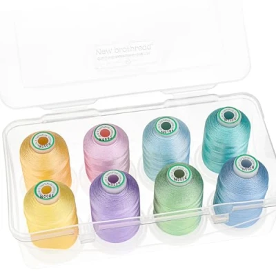 Afbeelding van New brothread 15 opties 8 klikspoelen van 1000 m Elk Polyester Machine Borduurgaren met Transparante Plastic Opbergdoos voor Borduurwerk &amp; Pastel Colour