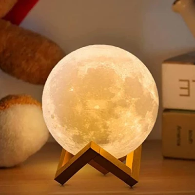 Afbeelding van ACED Hoogwaardige maanlamp, timer, 3D print, 16 kleuren, 15 cm, met houten standaard, afstandsbediening, touch bediening, USB oplaadbaar, verjaardagscadeau voor iedereen
