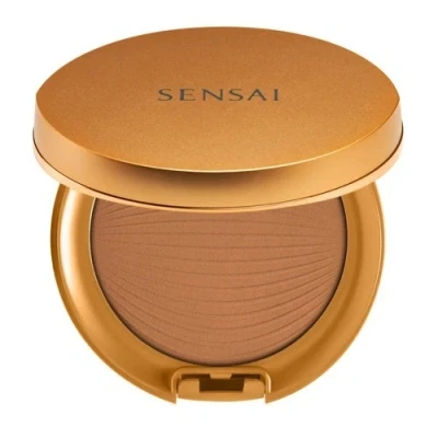 Image de Sensai Silky Bronze Natural Veil Compact SPF 20 Dark SC04 8,5 grammes