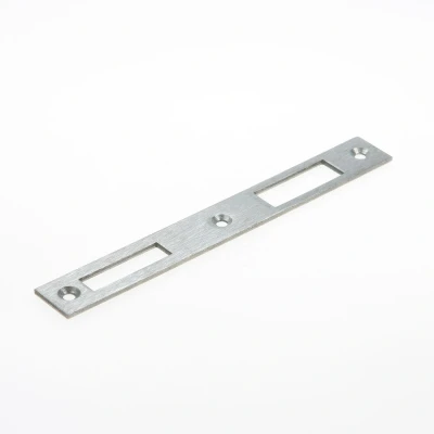 Afbeelding van P 9600/17/t sluitplaat, rvs 24x195mm rechthoekig, dr 1+2+3+4.