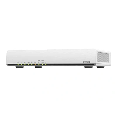 Image de Qnap qhora 301w usb ethernet 10 mbps wi fi 6 ax poe lan