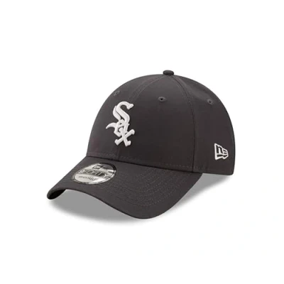 Afbeelding van New Era Chicago White Sox MLB League Essential Gray 9Forty Adjustable Cap One Size