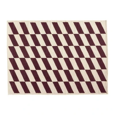 Afbeelding van HAY Shift Kelim Vloerkleed 170 x 240 Burgundy