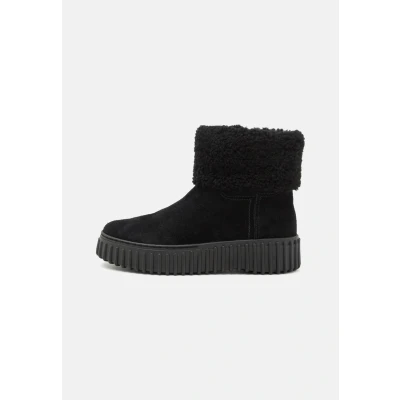 Afbeelding van Clarks Torhill TURN Enkellaarsjes met plateauzool, Dames, Maat: 38, Black Leer en textiel