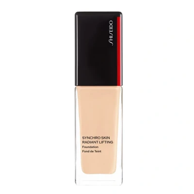 Afbeelding van Shiseido Synchro Skin Radiant Lifting 110 Alabaster Foundation 30ml