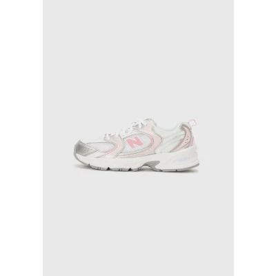 Afbeelding van New Balance GR530 Unisex Sneakers laag voor kinderen, Maat: 39, Reflection Imitatieleer/ textiel