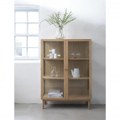 Afbeelding van Alrik eiken vitrinekast 140 cm naturel