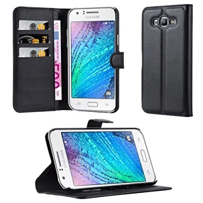 Afbeelding van Cadorabo Hoesje geschikt voor Samsung Galaxy J7 2015 in PHANTOM ZWART Beschermhoes met magnetische sluiting, standfunctie en kaartvakje Book Case Cover Etui
