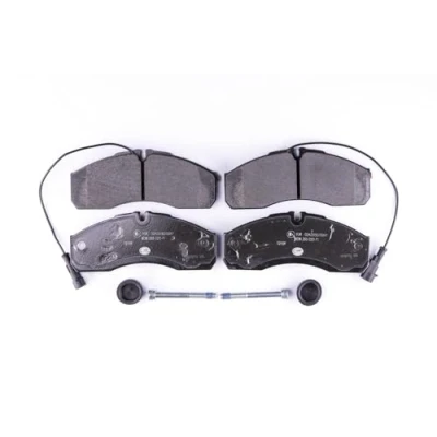 Afbeelding van HELLA 8DB 355 020 711 Remblokkenset Met slijtage waarschuwingscontact remzadelschroef toebehoren NISSAN: Cabstar, NT400 Cabstar