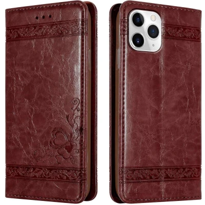 Afbeelding van Cadorabo Hoesje geschikt voor Apple iPhone 11 PRO MAX in Donker Rood met ornamenten Beschermhoes magnetische sluiting, standfunctie en kaartvakje Case Cover Etui
