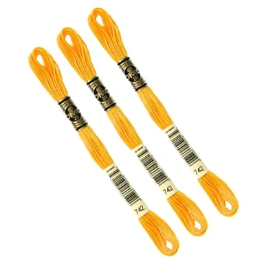 Afbeelding van DMC Set van 3 strengen ORANGE, gemalen borduurgaren 117MC, 100% katoen past op alle technieken en ondergronden, ideaal kruissteek