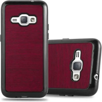 Afbeelding van Cadorabo Hoesje geschikt voor Samsung Galaxy J1 2016 in WOODEN ROOD Beschermhoes gemaakt van flexibel TPU silicone Case Cover
