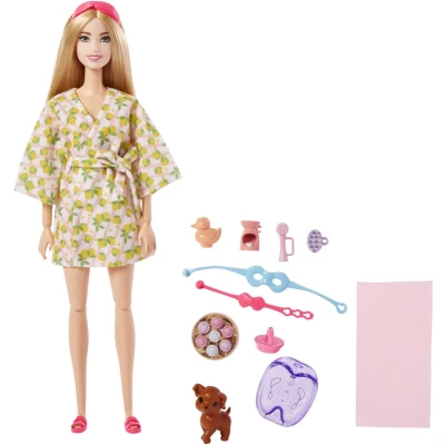 Afbeelding van Barbie Pop, speelgoed voor kinderen, blonde pop met puppy huisdier, Day sets, spa dag, badjas citroenprint, hoofdband en oogmasker, serie Self Care HKT90
