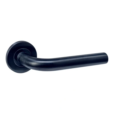 Afbeelding van Intersteel Deurkruk Q 02 op rozet verdekt ø52x6mm PVD zwart