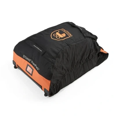Image de Stokke PramPack, Noir et orange Protège votre poussette pendant vos déplacements Léger Se roule pour un rangement facile S’adapte à la plupart des poussettes sur le marché