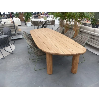 Afbeelding van Set Tirrena tafel 300x112x76 cm teak en 6 Alessio stoelen groen incl. kussen Max luuk