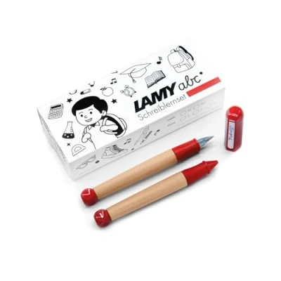 Afbeelding van Lamy ABC Rode schrijfset met geschenkverpakking bestaande uit 1 fijne vulpen en potlood, antislip handgreep, dop kunststof kubus