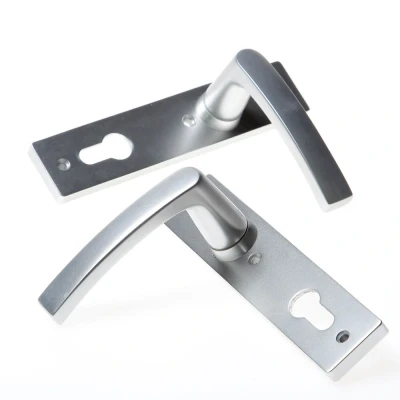Afbeelding van Nemef Deurkrukgarnituur F1 3251 pc 72 Din links en rechts