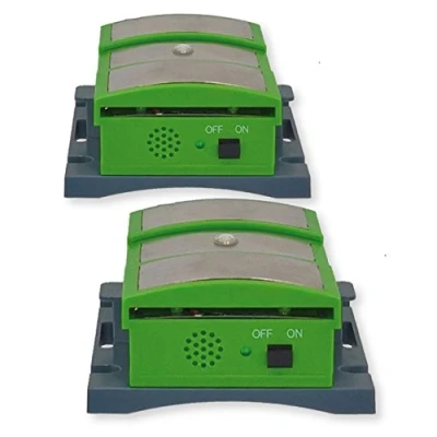 Afbeelding van Isotronic 78500 Marterverjager op batterijen met LED flits,geluid en high voltage schrikeffect