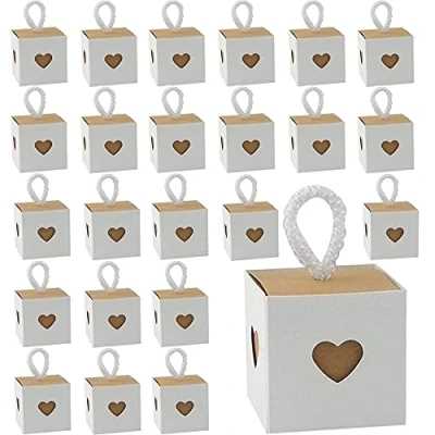 Afbeelding van 30 Stks Papier Bruiloft Gunst Doos, Snoep Containers, Gunsten Verpakking, 5,5cm Mini Klein Hart Papieren Geschenkdozen voor Chocolade, Doe Het Zelffeest, Verjaardag, Jubileum (Bruin) (B)