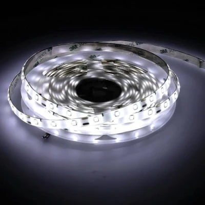 Afbeelding van Jandei Ledstrip, 5 m, 12 V, voor buiten, IP65, koud licht 6000 K, 300 leds, SMD2835, waterdicht, 6 W, laag verbruik, met lijm, op maat te snijden om de cm (voeding niet inbegrepen)