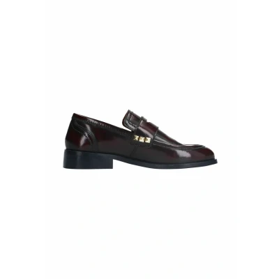 Afbeelding van Sacha Dames Bordeaux leren loafers met studs Maat 42