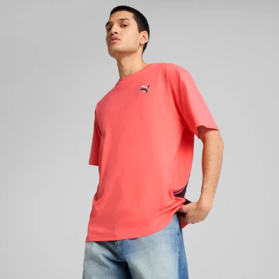 Afbeelding van Puma Equal LOVE Confederation Relaxed Graphic Unisex Tshirt print, Maat: Large, Peach frost