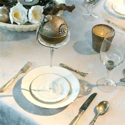 Afbeelding van Tafelkleed Crystal 140x250 cm gold Unique Living